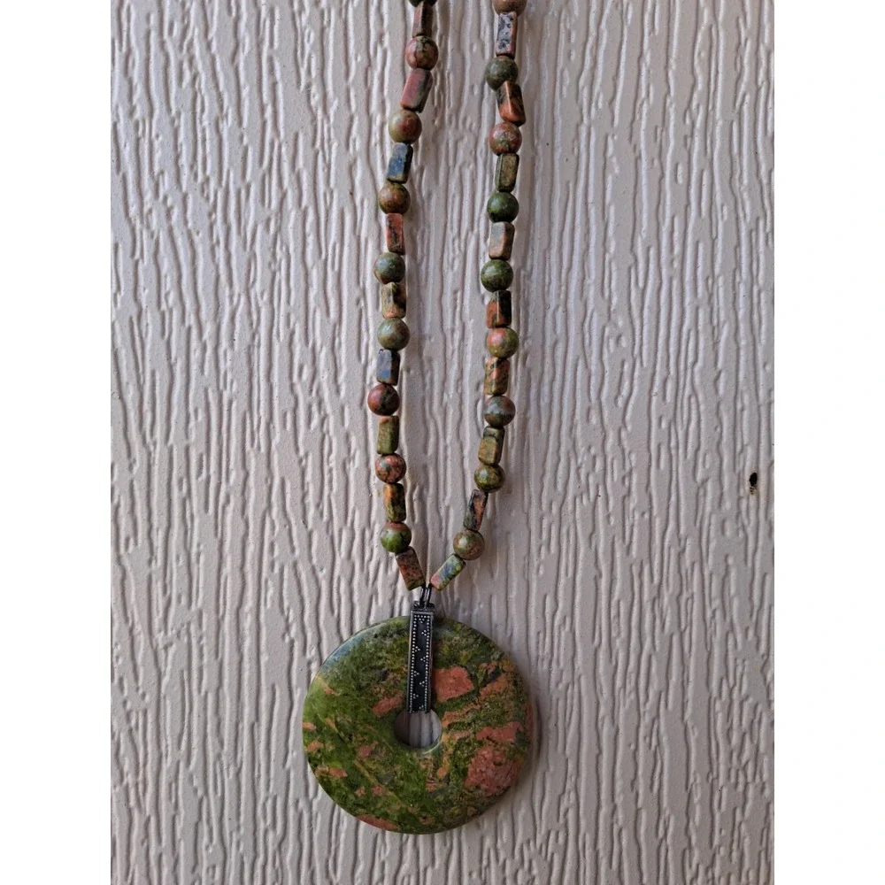 Gemstone Fashion Jewelry Beaded Necklace Natural Unakite With Pendant Silky Cord